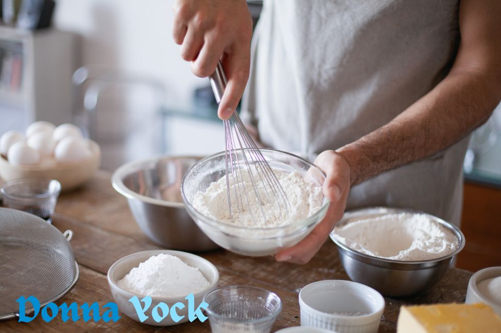 Is it okay to brush with baking soda?