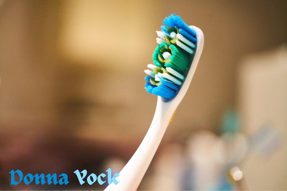 10 Unknown Facts About Your Toothbrush