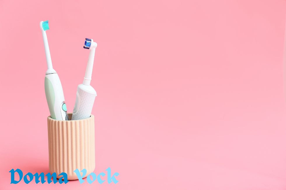 Which is better, brushing by hand or by electricity?